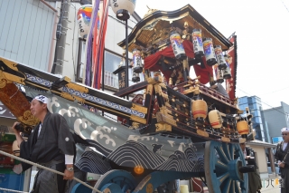 三百年の歴史、美川おかえり祭りの様子