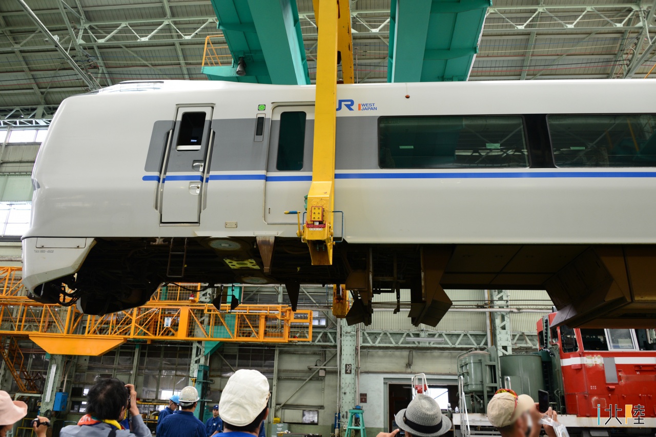 電車の整備工場を見学 JR西日本金沢総合車両所(旧松任工場)一般公開 2013
